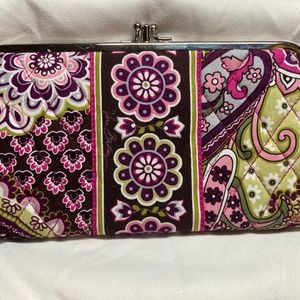 Vera Bradley Cluth